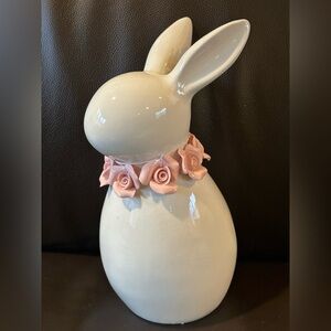 Cupcakes and Cashmere Porcelain Spring Bunny with Pink Roses Easter Spring NWT